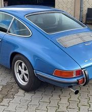 Die ENVER UG ist eine erfahrene Porsche Werkstatt am Nürburgring mit besonderem Fokus auf klassische Porsche Modelle und Oldtimer. Fachgerechte Betreuung, technisches Know-how und ein tiefes Verständnis für historische Fahrzeuge stehen im Mittelpunkt.