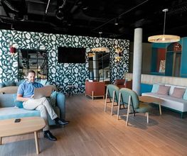 B&B HOTEL Nyon Bild 1
