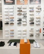 Lacoste Americas Plaza imagen 6