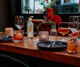 Cue Café Restaurant & Lounge Bar Bild 6