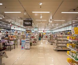 interieur-de-la-pharmacie-sun-store-delemont