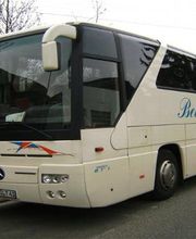 Mercedes Benz Tourismo

Ausstattung:50 Sitzplätze, WC, Klimaanlage, Bordküche, Klapptische, Fußrasten, Kühlschrank, DVD, CD-Player