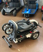 SpinLife - New Castle image 20