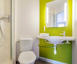 B&B HOTEL Brignoles image 8