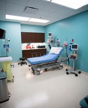 Golden Triangle Emergency Center - Orange image 13