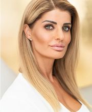 Nadine Klett – Geschäftsinhaberin, Kosmetikerin & Spezialistin für Hautpflege und ästhetische Behandlungen