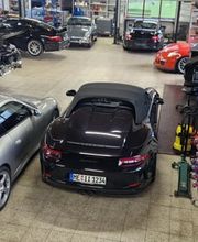 Die ENVER UG ist eine leistungsorientierte Porsche Werkstatt am Nürburgring und bietet umfassenden Service für moderne und klassische Porsche Modelle. Fachkompetenz, strukturierte Arbeitsabläufe und hohe technische Standards stehen im Mittelpunkt.