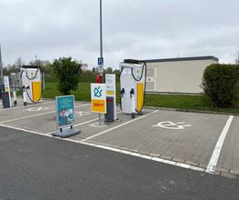 Shell Recharge Charging Station Bild 1