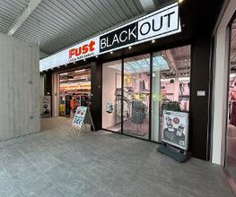 BLACKOUT Bild 1
