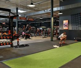Basic-Fit 24/7 image 7