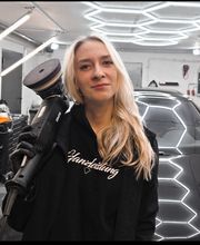 Professionelle Fahrzeugaufbereitung im Westerwald: Glanzleistung WW steht für präzise Pflege, hochwertige Aufbereitung und nachhaltigen Werterhalt von Fahrzeugen aller Art.