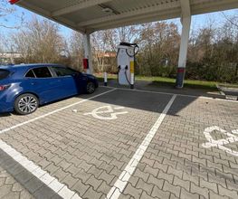 Shell Recharge Charging Station Bild 4