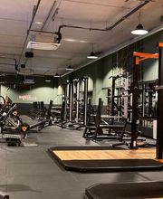 Racks y zona de peso libre