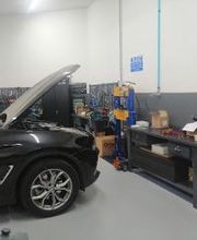 OLD GLORY GARAGE SRL Castrol Service immagine 5