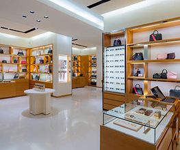 Louis Vuitton Genova immagine 7