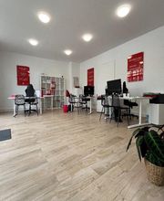 A La Petite Commission image 2