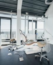 Zahnarztpraxis SCHIMSCHEK Inh. Dr. Sinan Simsek Bild 9