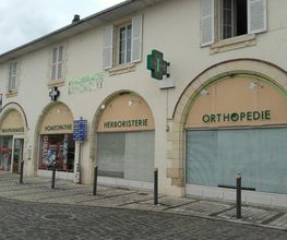 Pharmacie du Circuit image 1