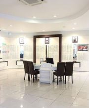 Opticien VITROLLES Optical Center image 6