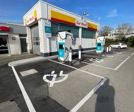 Shell Recharge Charging Station Bild 2