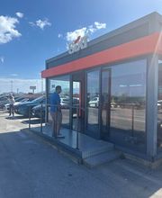 SIXT Noleggio Auto - Palermo - Aeroporto di Palermo Falcone e Borsellino (PMO) immagine 2