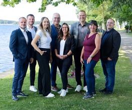 Teamfoto ERGO Versicherung Christian Ullerich