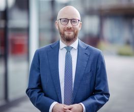 Notar Michael Danzeglocke Bild 1
