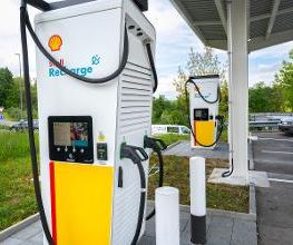 Shell Recharge Charging Station Bild 2