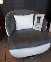 Globe Trocker image 6