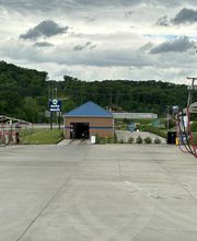 Thoroughbred Express Auto Wash image 3