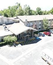 Williamsburg Retirement Community image 3