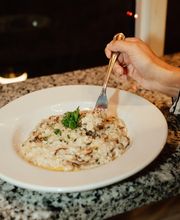 Vincenzos NY Pizza image 14