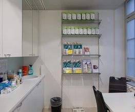 dienstzimmer-amavita-apotheke-bahnhof-biel