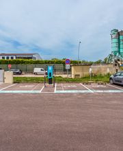 EVzen station de recharge Maxi Marché Bligny sur Ouche