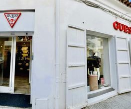GUESS imagen 1