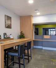 B&B HOTEL La Rochelle Beaulieu Puilboreau image 2