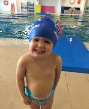 Escuela de natación Menudos Delfines imagen 11