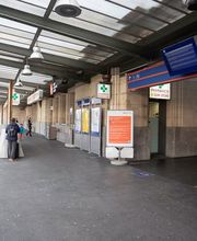 extérieur-de-la-pharmacie-sun-store-lausanne-gare-cff