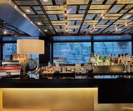 Banker's Bar