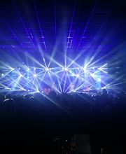 CHLOE PRODUCTION image 3