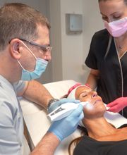 Aesthetic Medicine Clinic by Dr Madi Nasser Bild 11