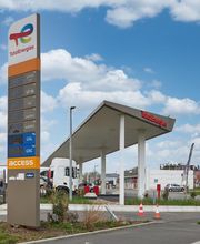 This is a picture representing NF078171 (FUELING) - RELAIS AMIRAL MOUCHEZ