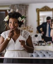 The Beauty Keys - JS Hair Salon - Massage d’Aur - Pull Max Bild 2