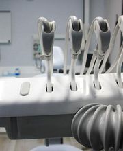 clinica-dental-virgen-del-pilar-instrumentos-01.jpg