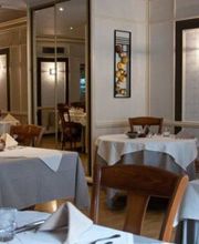 Hostellerie du Prieuré image 18