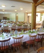 Saal von 20 - 150 Personen (variable Trennwände - schalldicht)