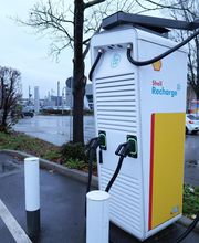 Shell Recharge Charging Station Bild 2