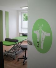 Behandlungsraum_3.jpg