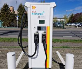 Shell Recharge Charging Station Bild 1