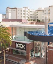 LOOK Dine-In Cinemas image 13